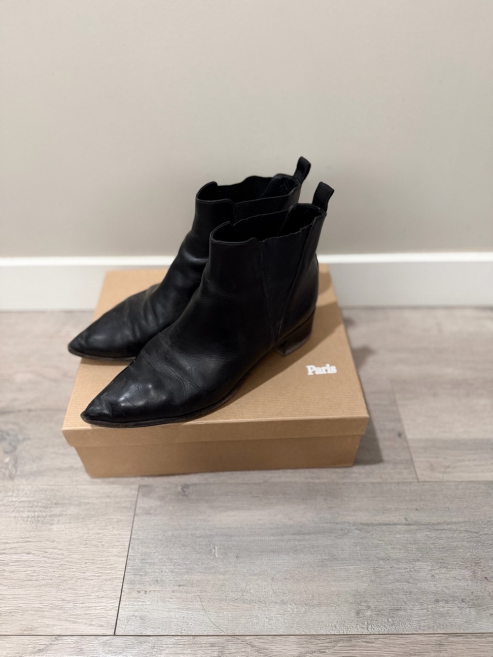 Acne Studios Jensen Black Leather Chelsea Boots - Women